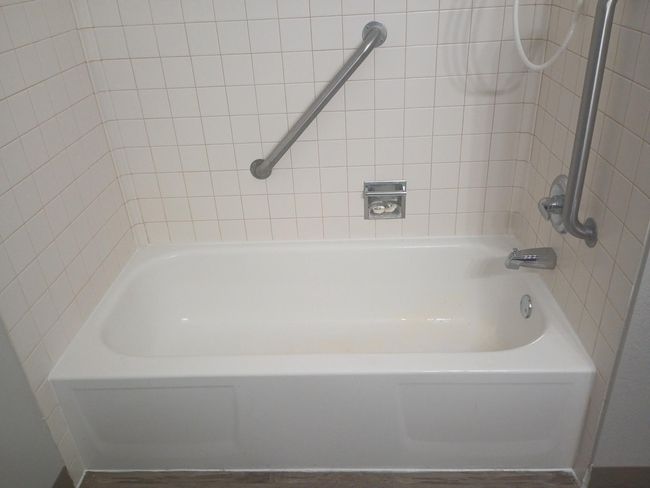 Bathroom | Image 11