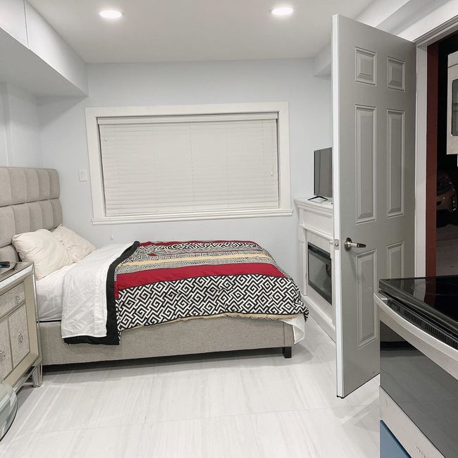 1257 Nestor St, House other with 6 bedrooms, 4 bathrooms and 2 parking in Coquitlam BC | Image 28