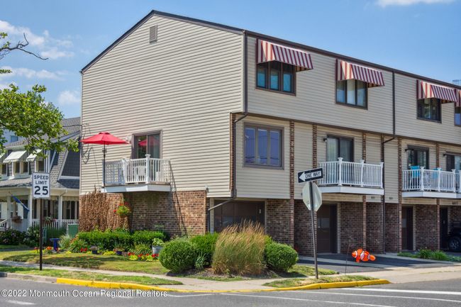 601 Beach Ave, Condo with 2 bedrooms, 3 bathrooms and null parking in Bradley Beach NJ | Image 15