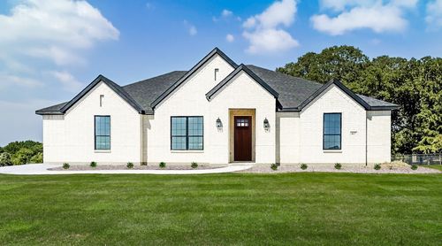 617 Pillar St, Azle, TX, 76020-5167 | Card Image