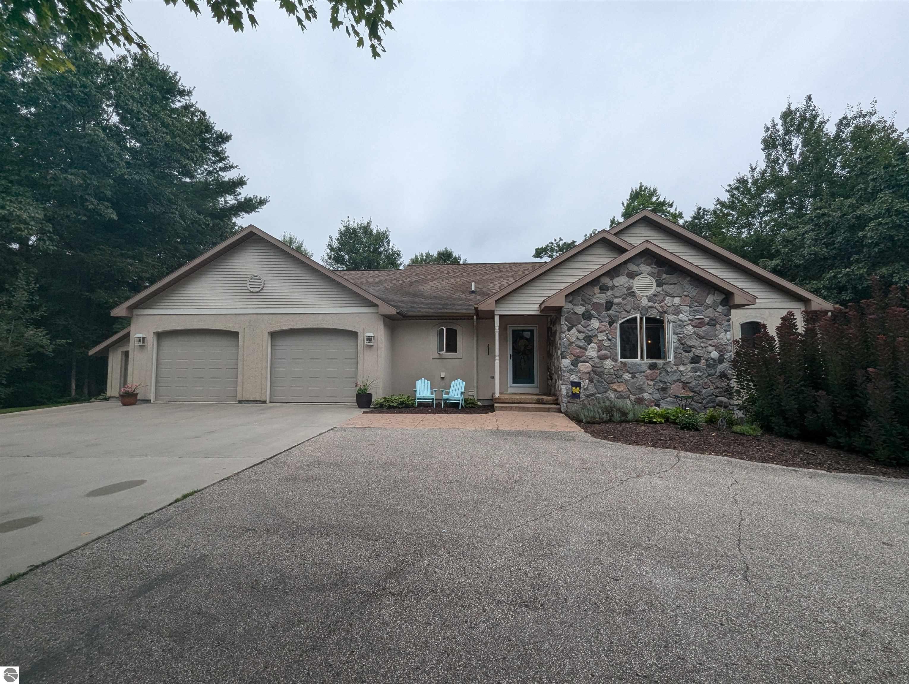 Esmond Rd, Hale, MI 48739