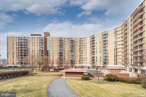 apt-818-6800 Fleetwood Rd, MCLEAN, VA, 22101-3609 | Card Image