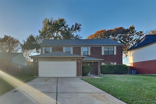 8335 Sparkling Springs Dr, Houston, TX, 77095-3809 | Card Image