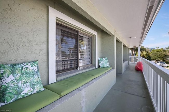 View of front entrance | Image 19