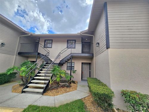 e103-4007 Ashford Green Pl, TAMPA, FL, 33613-4960 | Card Image
