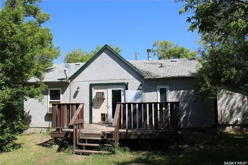 99 Eddys Ave, Halbrite, SK, S0C1H0 | Card Image