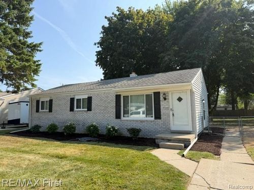 4225 Grace Ave, Wayne, MI, 48184-1542 | Card Image