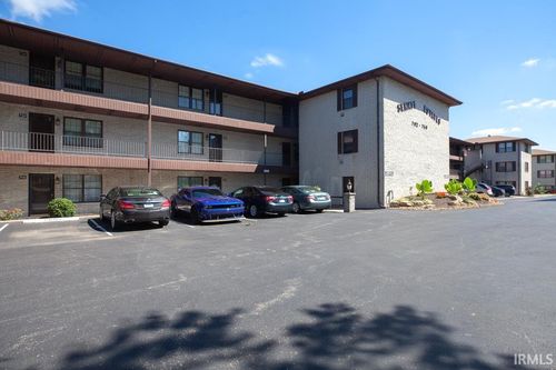 750 Senate Ave, Evansville, IN, 47711-1891 | Card Image