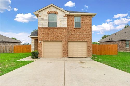 710 Woodcrest Dr, Ennis, TX, 75119-7742 | Card Image