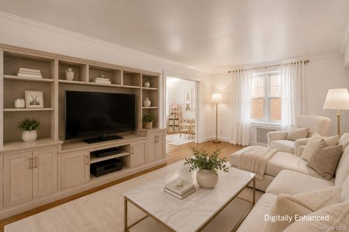 3b-72-10 112th St, Forest Hills, NY, 11375-5433 | Card Image