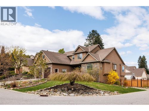 2212 Chilcotin Crescent, Kelowna, BC, V1V2M8 | Card Image