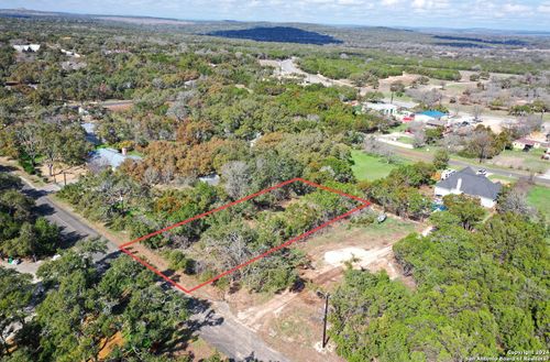 1220 Old Milton Dr, San Antonio, TX, 78260-5119 | Card Image