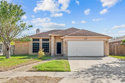 3218 Kennsington Ct, Corpus Christi, TX, 78414-3529 | Card Image