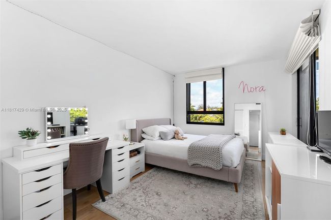 APT-446 - 141 Crandon Blvd, Condo with 3 bedrooms, 2 bathrooms and null parking in Key Biscayne FL | Image 22
