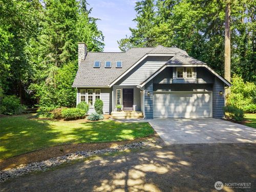 10109 Ne Knight Rd, Bainbridge Island, WA, 98110-4109 | Card Image
