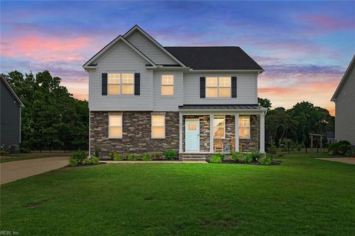 212 Saint Andrews, Smithfield, VA, 23430-6830 | Card Image