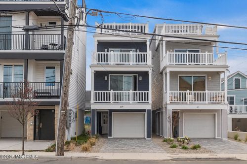 109 Grant Ave, Seaside Heights, NJ, 08751-2003 | Card Image