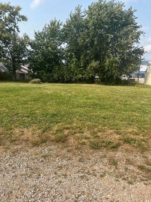 242 Race St, Newark, OH, 43055-6228 | Card Image