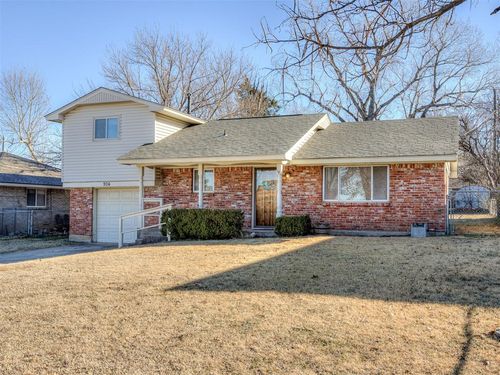 904 Oak Park Drive, Choctaw, OK, 73020 | Card Image