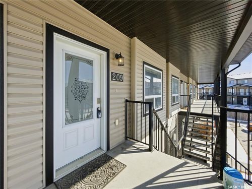 209-3818 Dewdney Avenue E, Regina, SK, S4Z0A6 | Card Image