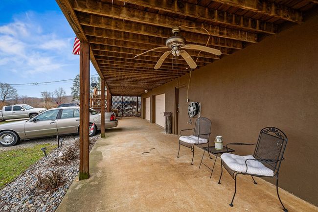 955 Livingston Boatdock Rd, House other with 2 bedrooms, 2 bathrooms and 4 parking in Allons TN | Image 28
