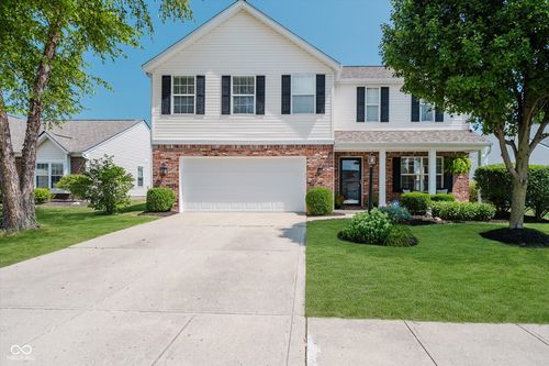 12352 Carriage Stone Dr, Fishers, IN, 46037-8413 | Card Image