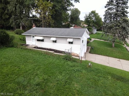 306 E State St, Barberton, OH, 44203-2967 | Card Image
