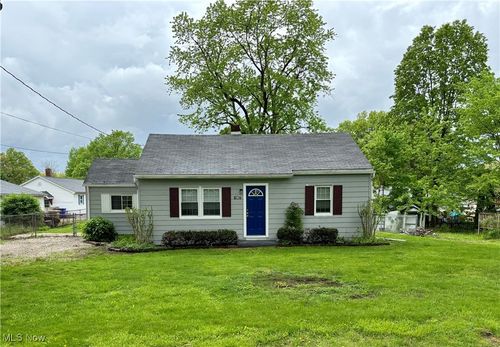167 Hunter Ave, Munroe Falls, OH, 44262-1711 | Card Image