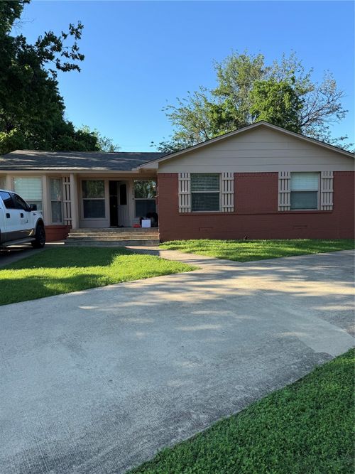 400 Vernet St, Richardson, TX, 75080-4534 | Card Image