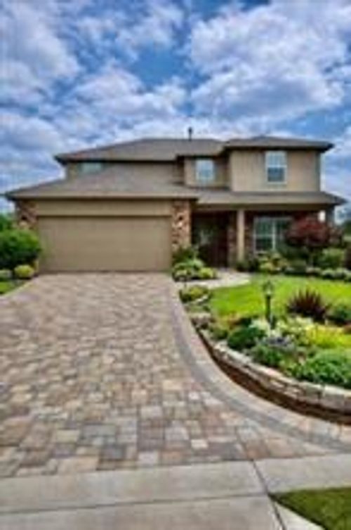 223 Camellia Dr, Hutto, TX, 78634-4577 | Card Image