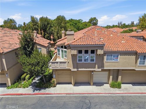 8 Magellan Aisle, Irvine, CA, 92620-5717 | Card Image
