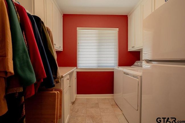 225 Texas Dr, House other with 4 bedrooms, 3 bathrooms and null parking in Hideaway TX | Image 26