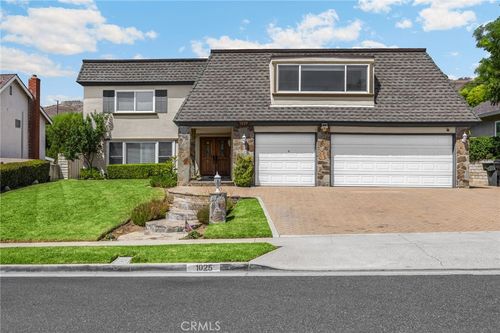 1025 Woodcrest, Brea, CA, 92821 | Card Image