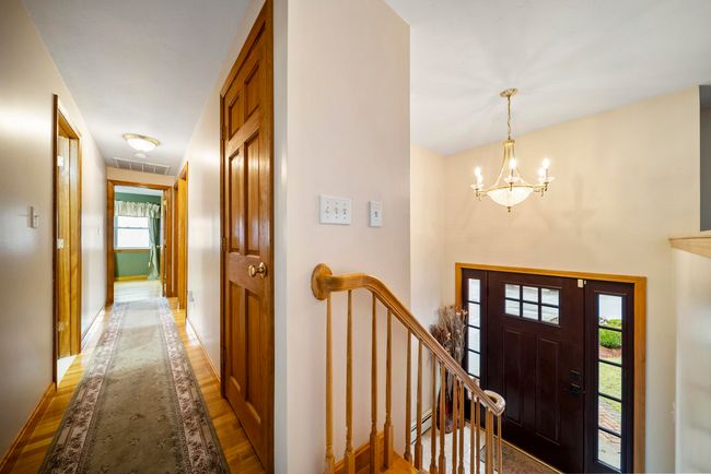 23 Echo Ave, House other with 3 bedrooms, 3 bathrooms and null parking in Nashua NH | Image 11