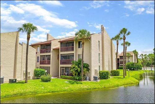 unit-91-8602 Champlain Ct, TAMPA, FL, 33614-2093 | Card Image
