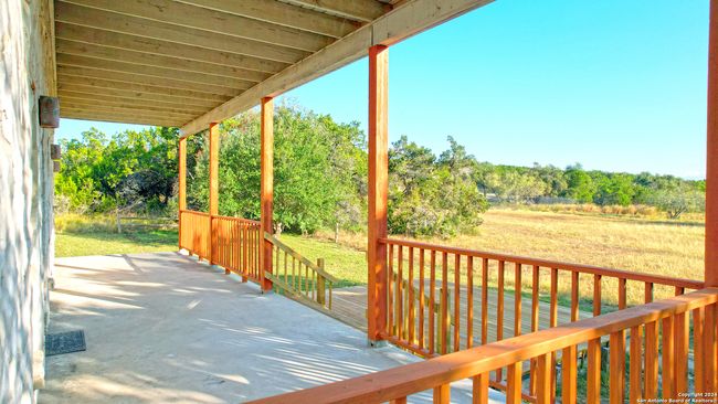 34970 AND 34900 Smithson Valley Rd, House other with 3 bedrooms, 4 bathrooms and null parking in Bulverde TX | Image 13