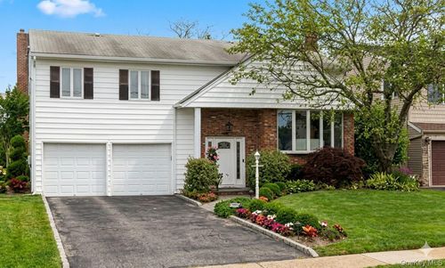 3089 Monterey Drive, Hempstead, NY, 11566 | Card Image
