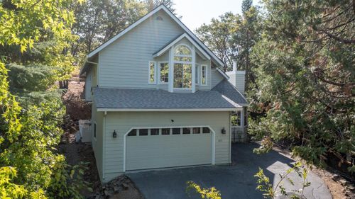 1071 Dogwood Dr, Murphys, CA, 95247-9517 | Card Image