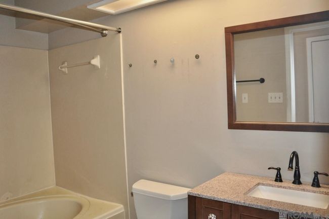 APT-7 - 5233 Butter Creek Ln, Condo with 1 bedrooms, 1 bathrooms and 1 parking in Baton Rouge LA | Image 9