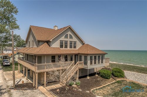 11985 Dyke Rd, Curtice, OH, 43412-9473 | Card Image