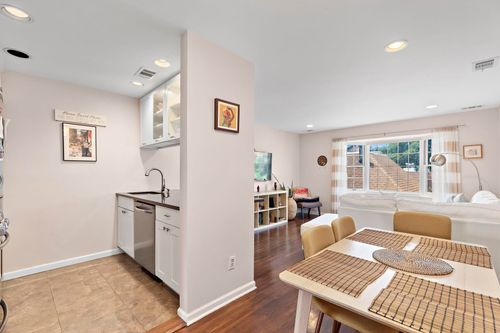 apt-34-456 9th St, Hoboken, NJ, 07030-2152 | Card Image