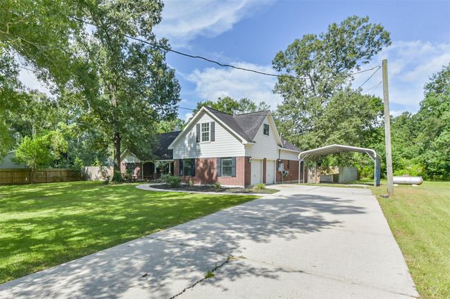 20748 Lazy Creek Dr, House other with 3 bedrooms, 3 bathrooms and 4 parking in New Caney TX | Image 41