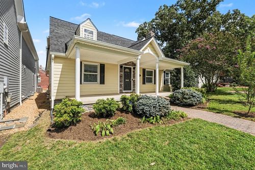 1319 Augustine Ave, FREDERICKSBURG, VA, 22401-5305 | Card Image