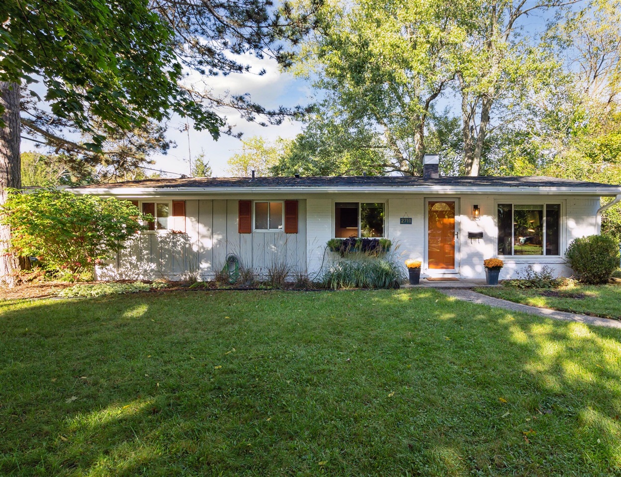Canterbury Rd, Ann Arbor, MI 48104