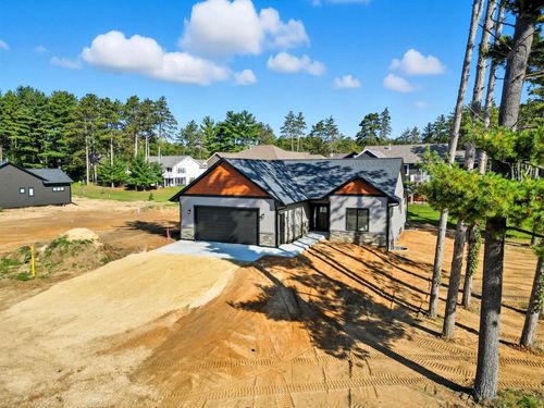 806 Saddle Rdg, Portage, WI, 53901-9779 | Card Image