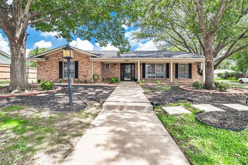 4300 Barcelona Dr, Fort Worth, TX, 76133-5410 | Card Image