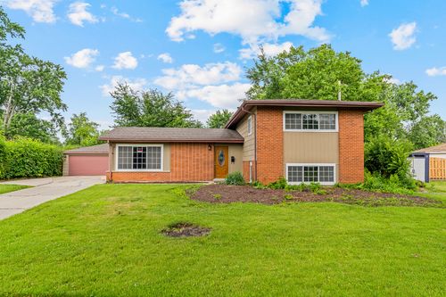 303 Springfield St, Park Forest, IL, 60466-1144 | Card Image