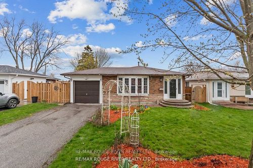 27 Archer Dr, Ajax, ON, L1S2Z3 | Card Image