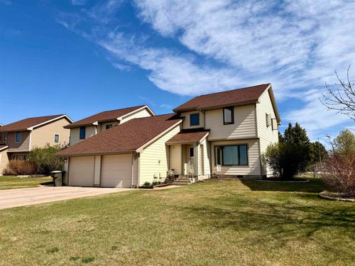 3A Statesboro Dr, Belle Fourche, SD, 57717-2403 | Card Image