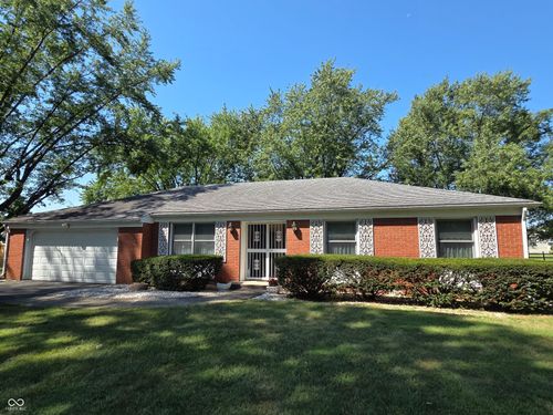 1581 Crest Drive, Shelbyville, IN, 46176 | Card Image